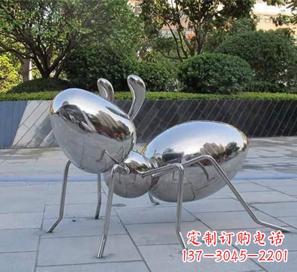 莆田不锈钢公园镜面蚂蚁雕塑