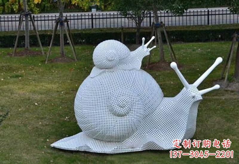 莆田不锈钢公园母子蜗牛雕塑
