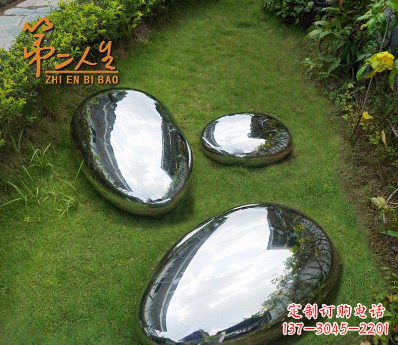 莆田不锈钢公园的水滴雕塑构筑流动的美