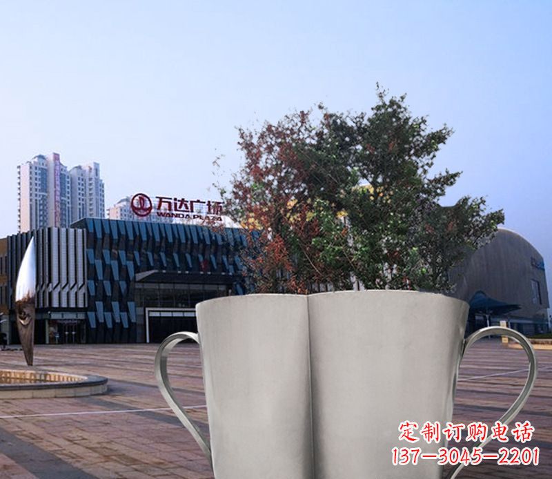 莆田不锈钢花盆雕塑带来精致的艺术感受
