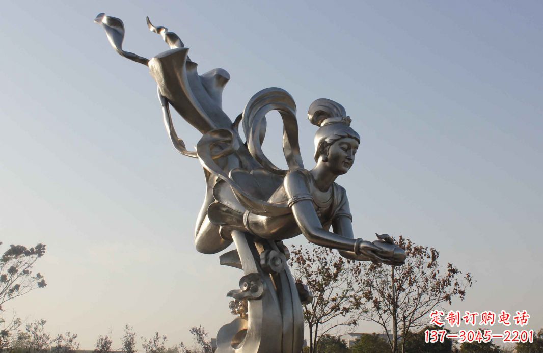 莆田不锈钢蟠桃祈福广场雕塑