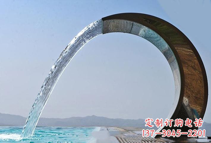 莆田精美不锈钢喷水圆环雕塑