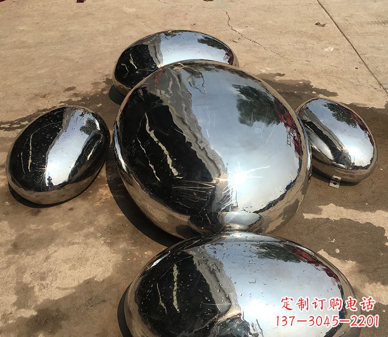 莆田精致灵动的不锈钢水滴雕塑
