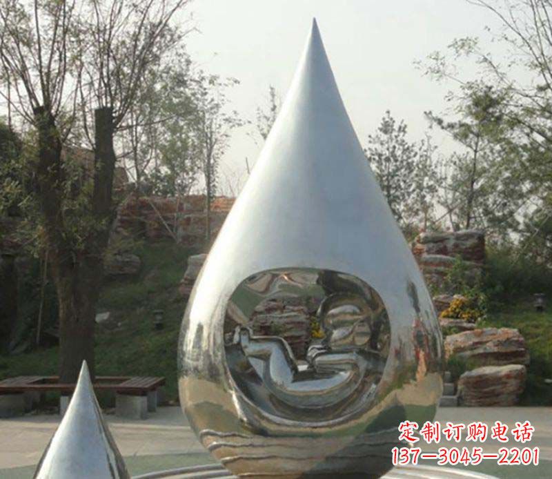 莆田不锈钢水滴雕塑精致简约的艺术之美