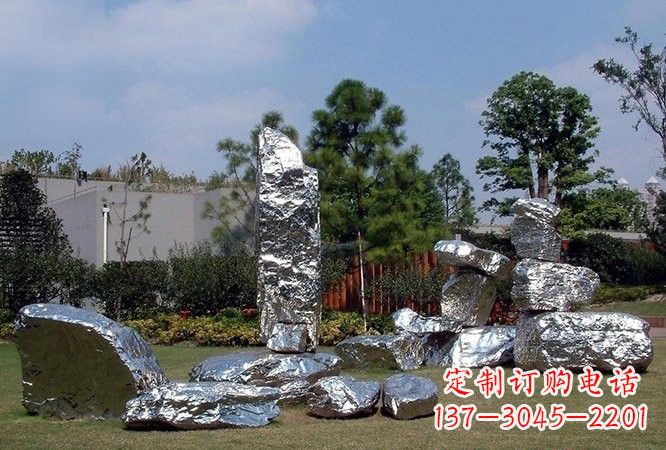莆田美丽的太湖石雕塑