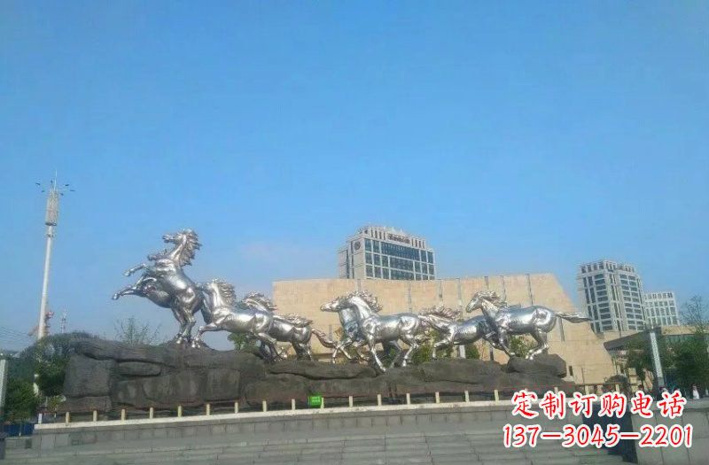 莆田城市不锈钢奔跑的马群雕塑