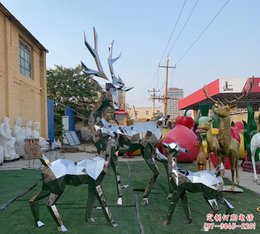 莆田梅花鹿雕塑一种独特的城市装饰