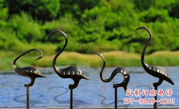 莆田细节雕琢,让仙鹤雕塑活灵活现