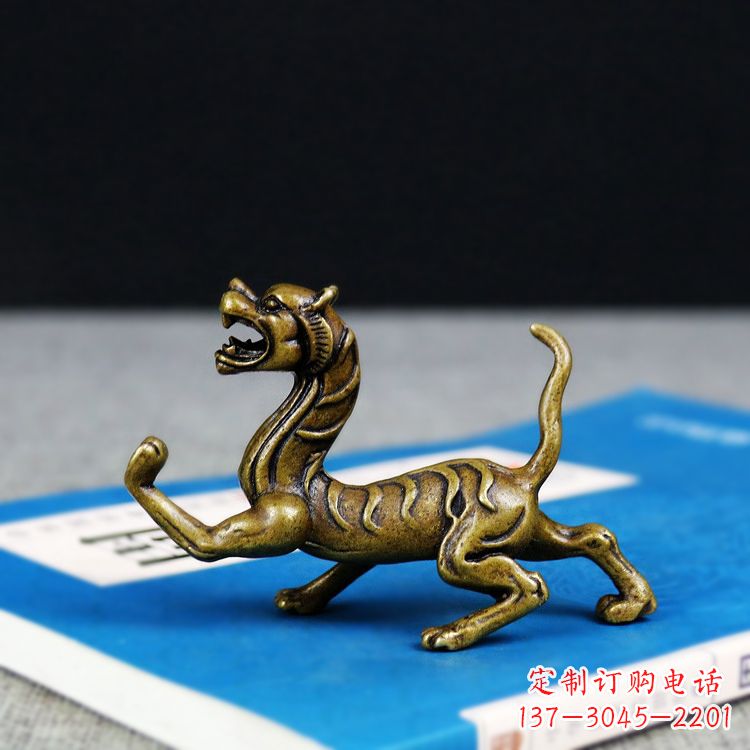 莆田纯铜铸造白虎雕塑