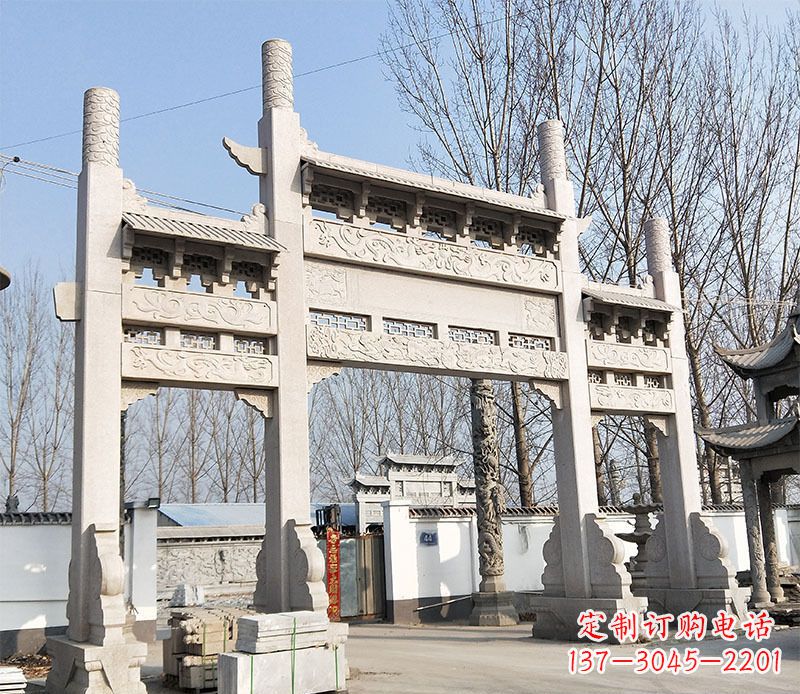 莆田村口的珍贵文化——牌坊雕塑