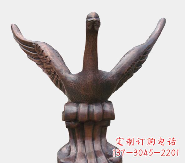 莆田锻铜天鹅雕塑