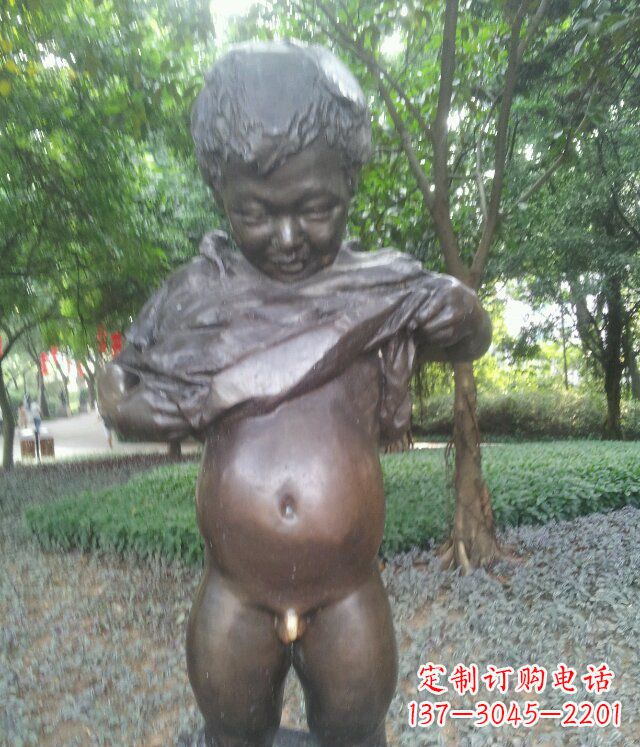 莆田萌动活泼的男孩铜雕塑
