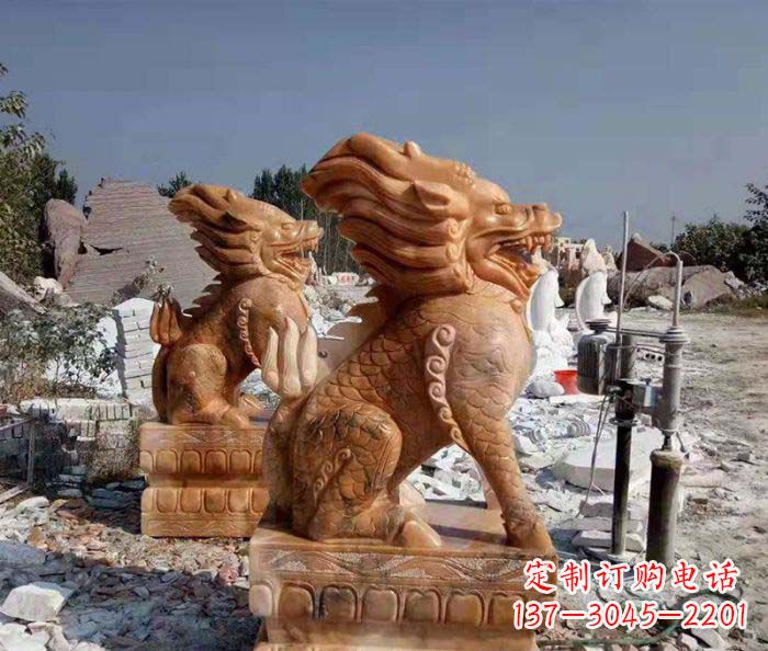 莆田精美绝伦,古典神兽晚霞红石雕麒麟