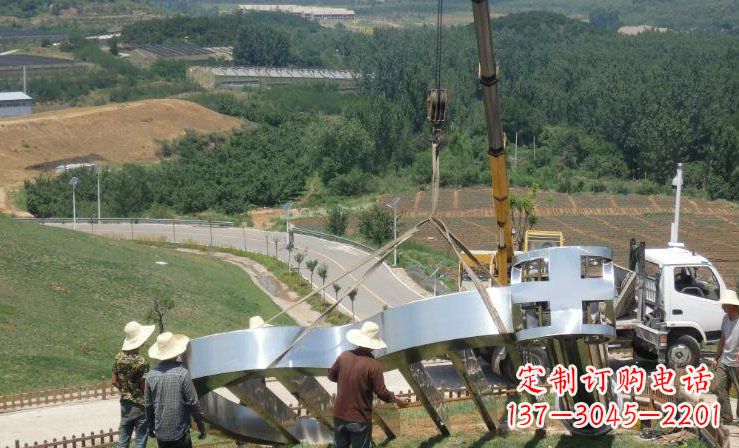 莆田广场不锈钢竖琴雕塑