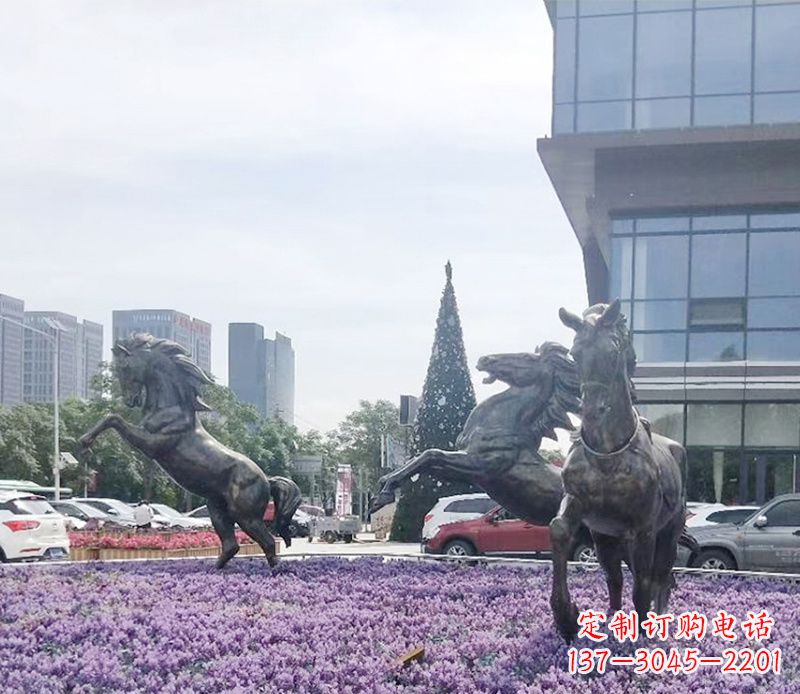 莆田广场动物奔跑的马铜雕