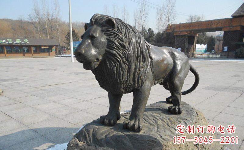 莆田广场非洲狮动物铜雕