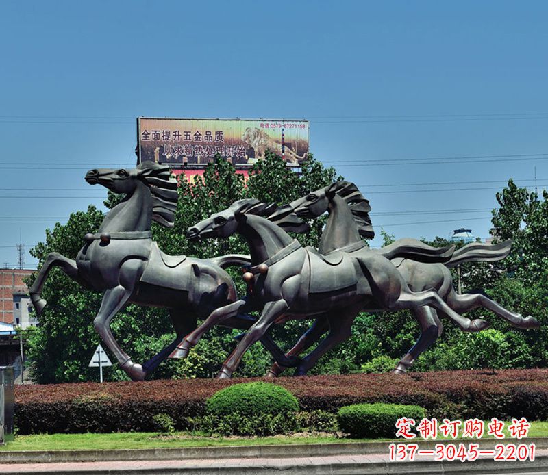 莆田非凡运动，街边奔马铜雕塑