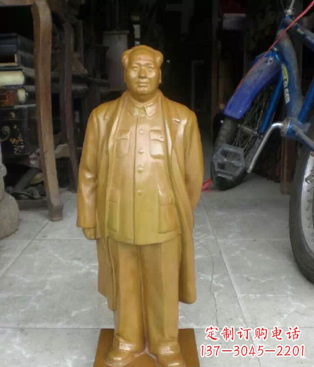 莆田毛主席仿铜雕塑:唤醒历史的记忆