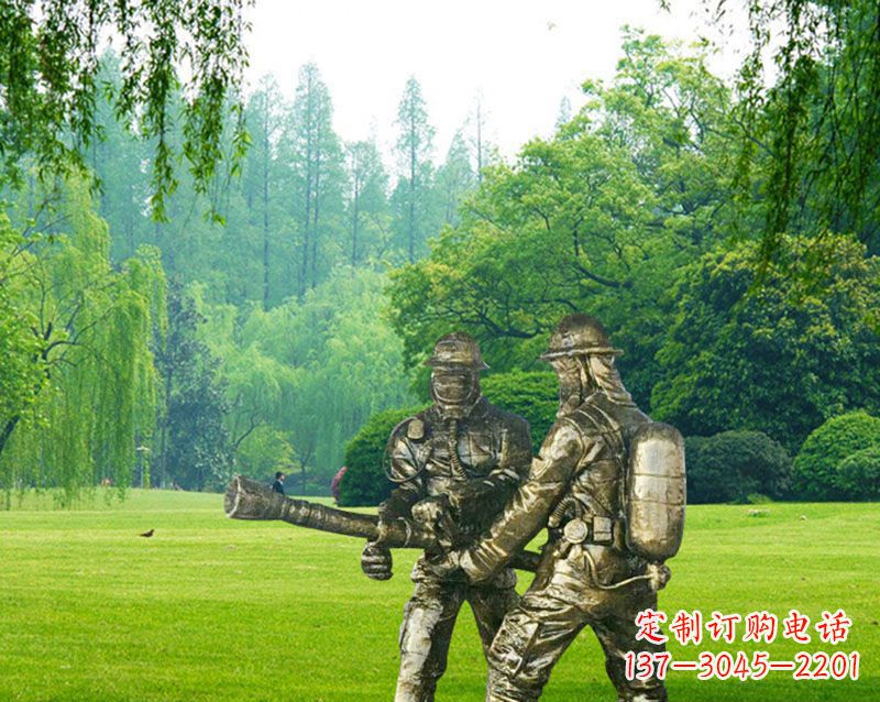 莆田消防员灭火铜雕