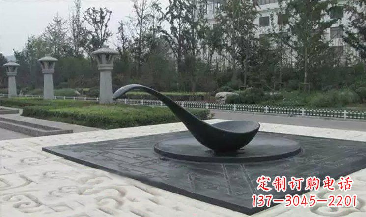 莆田校园古代指南针司南铜雕
