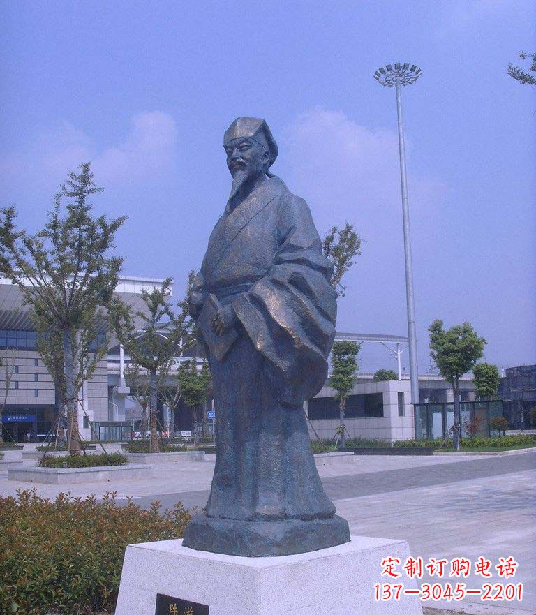 莆田校园陆游名人铜雕